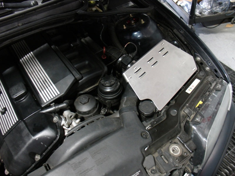 Injen 99-00 BMW 323i E46 2.5L/99-00 328 E46 2.8L/01-05 325 E46 2.5L Wrkl Blk Short Ram Intake w/MR Injen