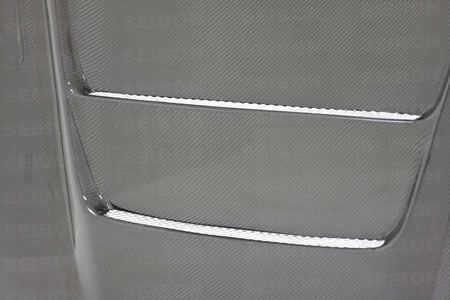 Seibon 90-94 Nissan Skyline R32 (BNR32)  DVII Carbon Fiber Hood Seibon