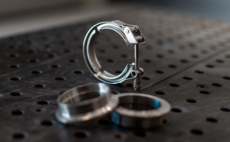 MagnaFlow 2018 Ford Mustang V8-5.0LGAS Exhaust Acc - 2.5in ID/OD - 304SS - Integrated V-Band Flanges Magnaflow