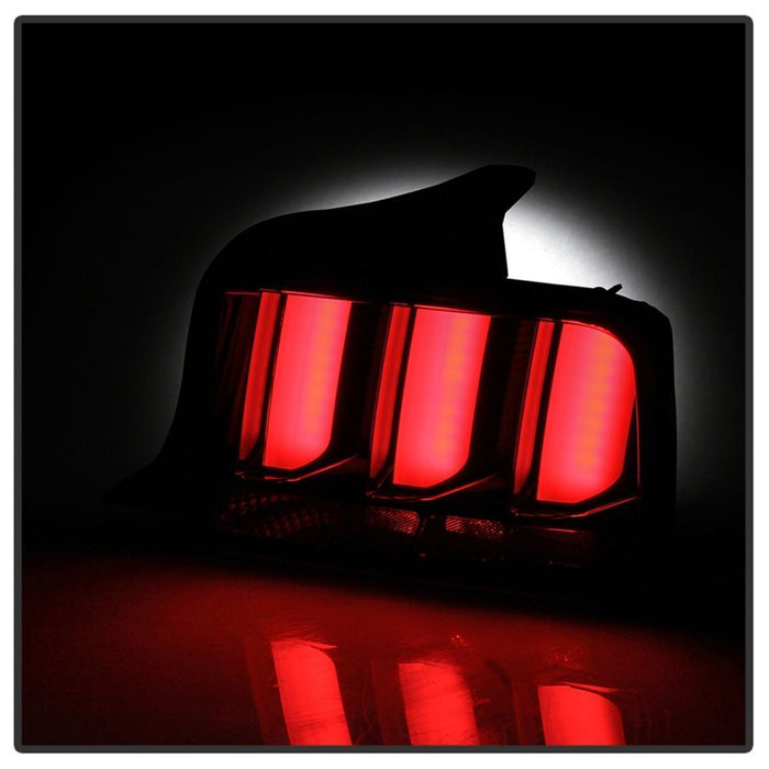 Spyder 05-09 Ford Mustang (White Light Bar) LED Tail Lights - Black ALT-YD-FM05V3-LED-BK